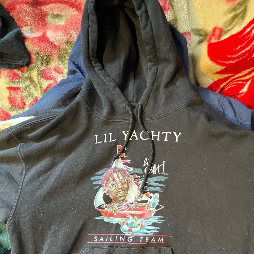 Fashionova yatchy sweater